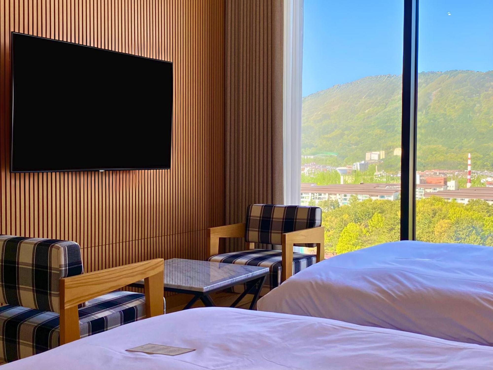 Hotel Avenue Changwon Exterior photo